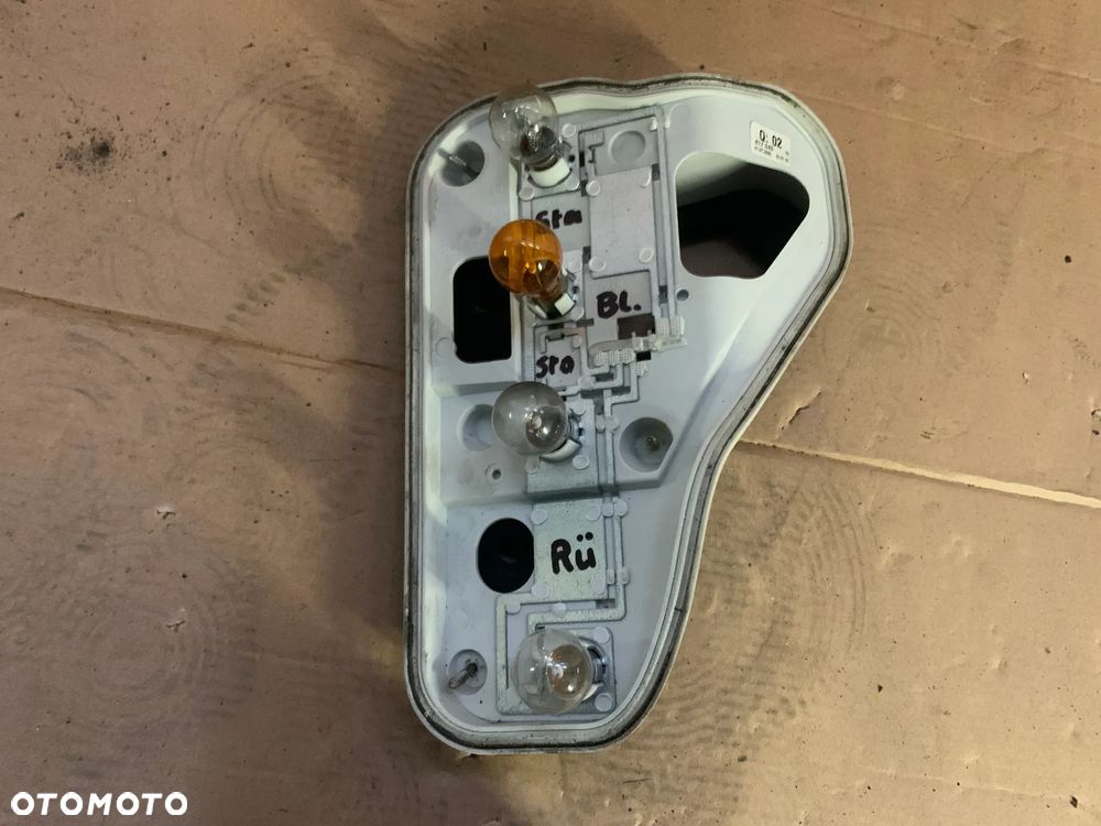 Wkład lampy prawy tył tylny Opel Astra H Kombi - 1