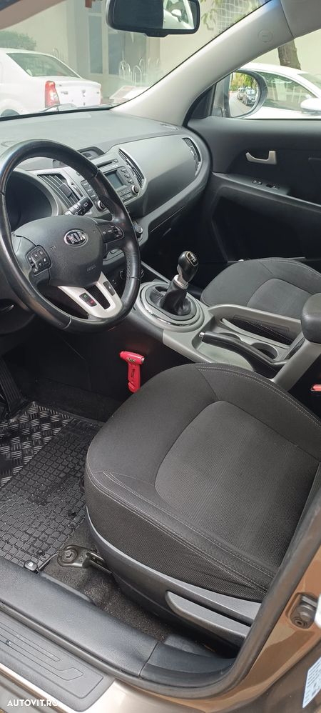 Kia Sportage - 16