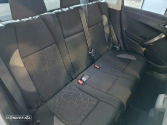 Peugeot 2008 1.2 PureTech Style - 37