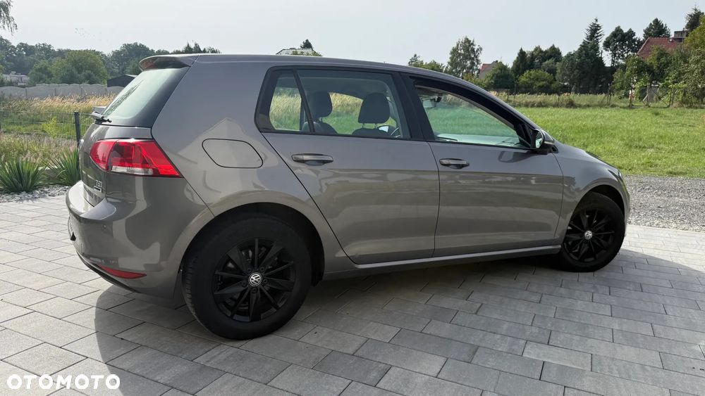 Volkswagen Golf - 4