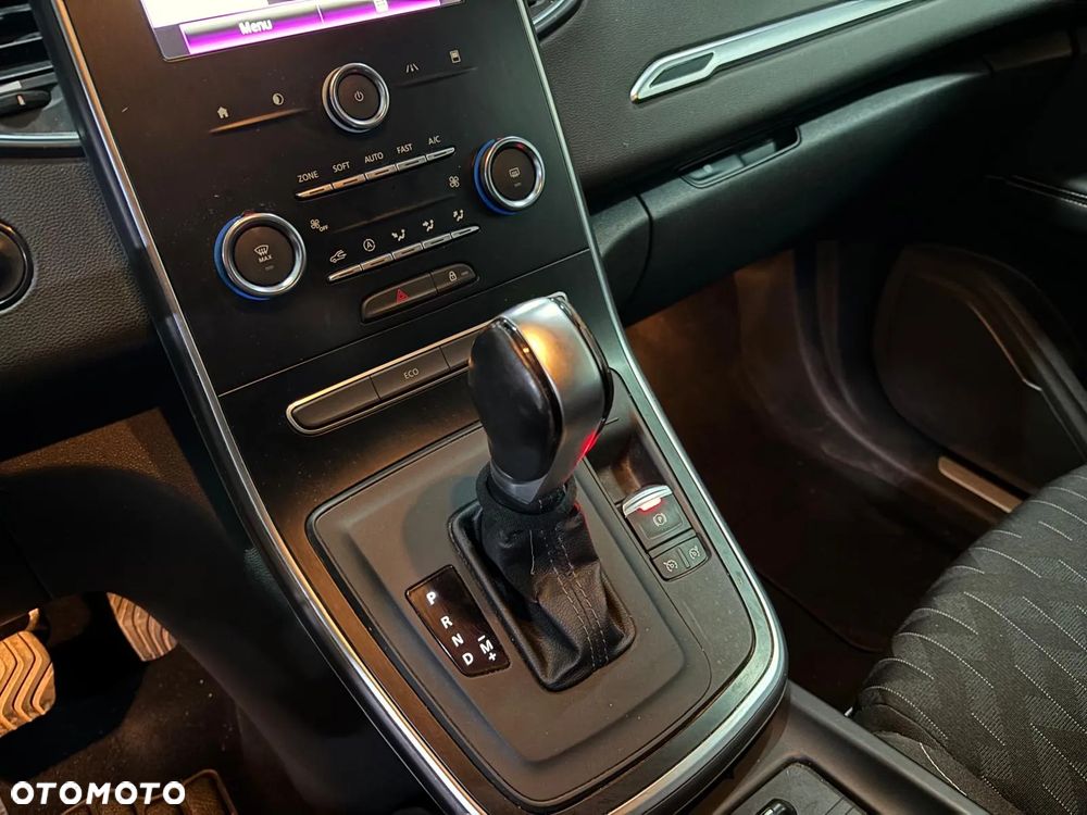 Renault Scenic ENERGY TCe 140 EDC EXPERIENCE - 19