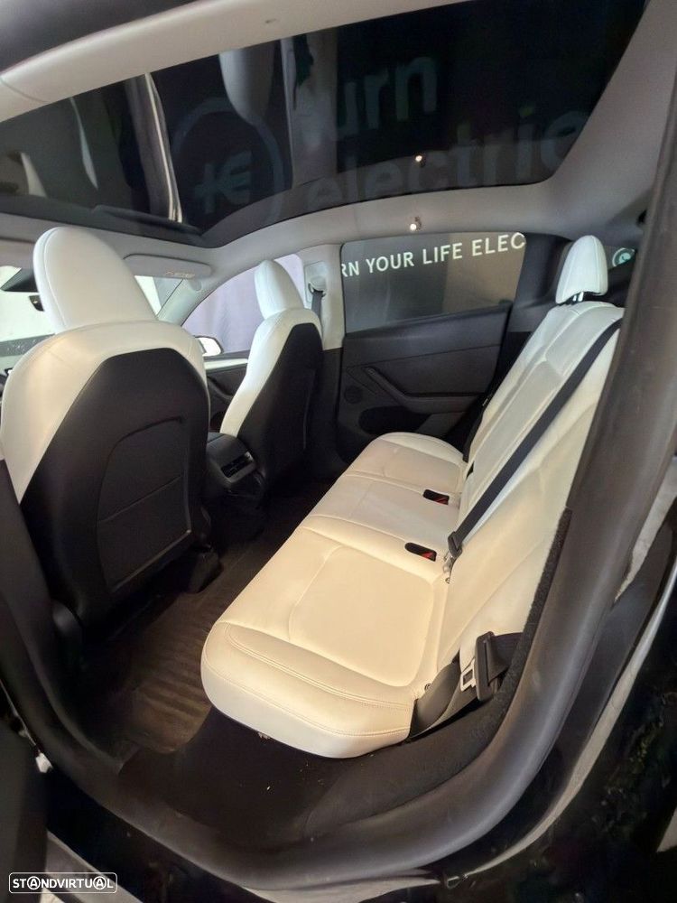 Tesla Model Y Tração Traseira - 4