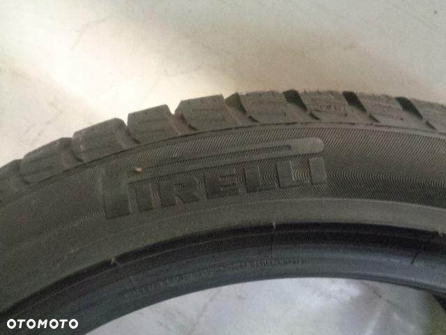 PIRELLI WINTER SOTTOZERO 3 225/45R18 95V XL - 8