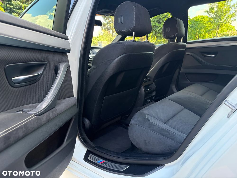 BMW Seria 5 520d M Sport Edition - 23