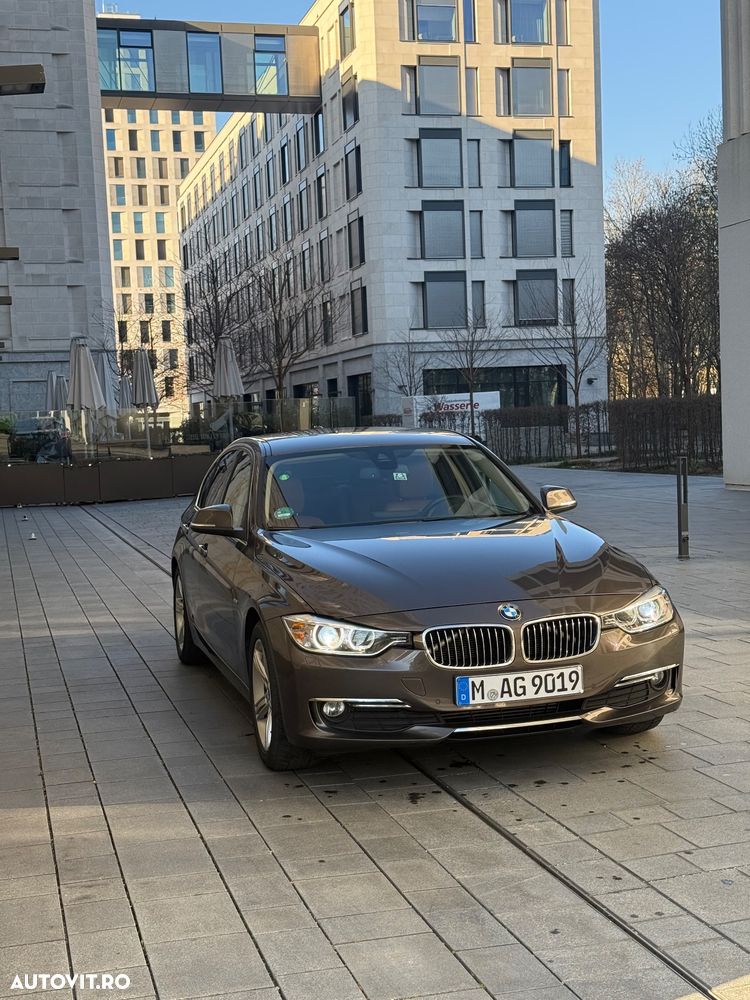 BMW Seria 3 318d Luxury Line - 1