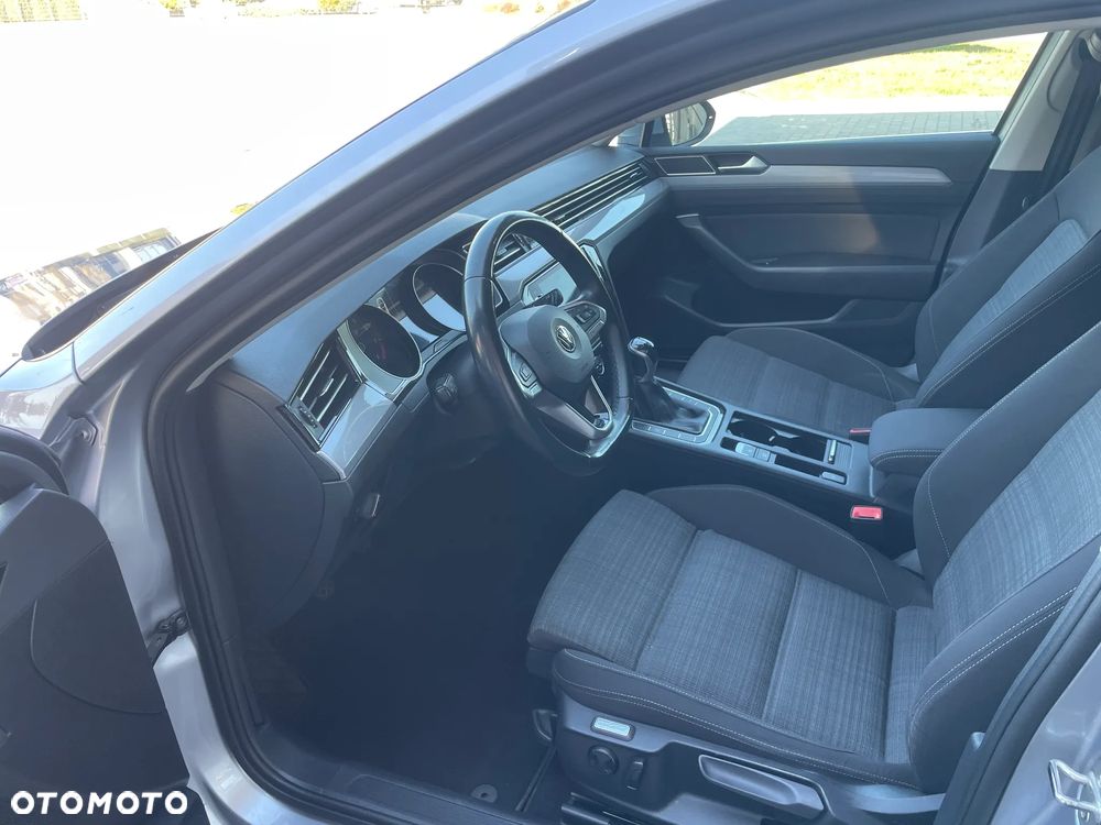 Volkswagen Passat 1.5 TSI EVO Trendline - 14