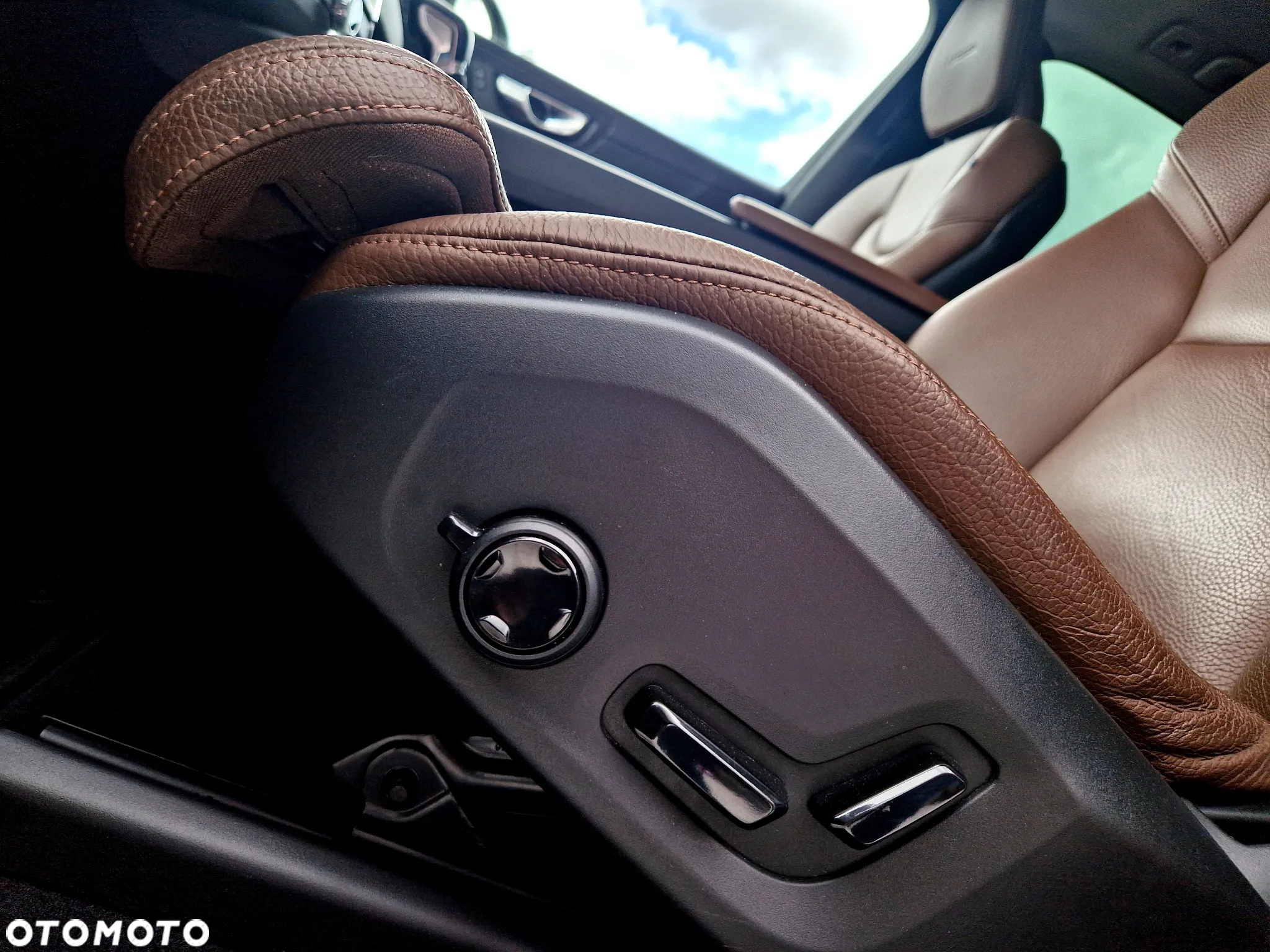 Volvo XC 60 D4 Geartronic Inscription - 18