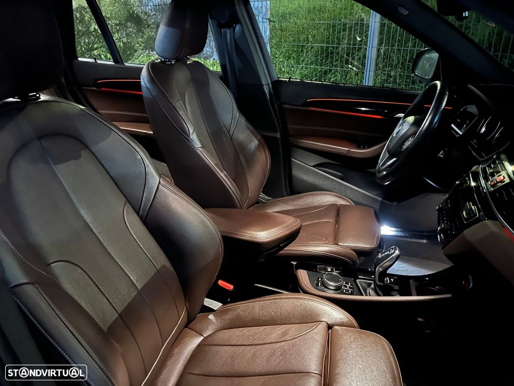 BMW X1 16 d sDrive Auto Line Sport - 26