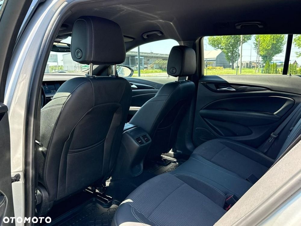 Opel Insignia 2.0 CDTI Ultimate S&S - 17