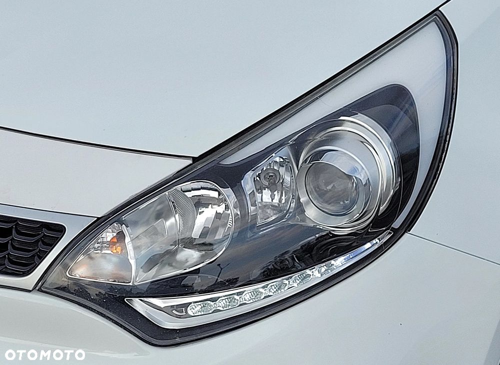 Kia Rio - 15
