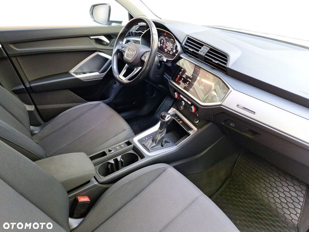 Audi Q3 35 TFSI S tronic - 10