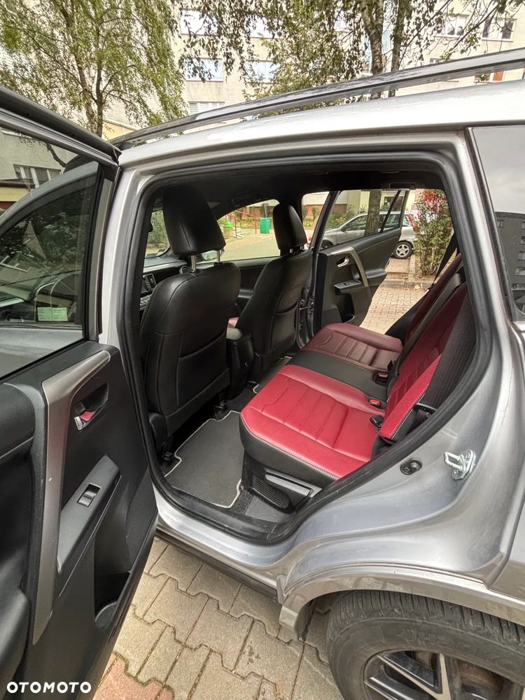 Toyota RAV4 Hybrid Selection 4x4 - 9
