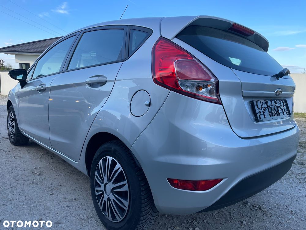 Ford Fiesta - 7