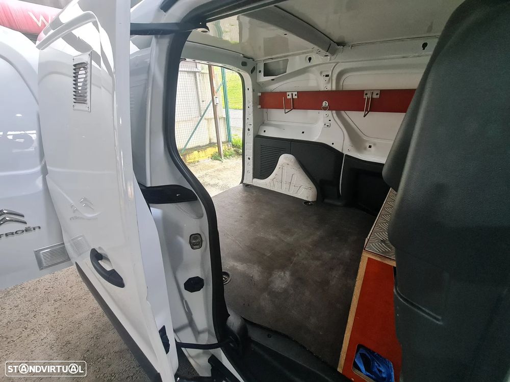 Citroën BERLINGO 1.6Hdi 100CV * 3lug/ GPS/Ac/ c/IVA dedutível * - 15