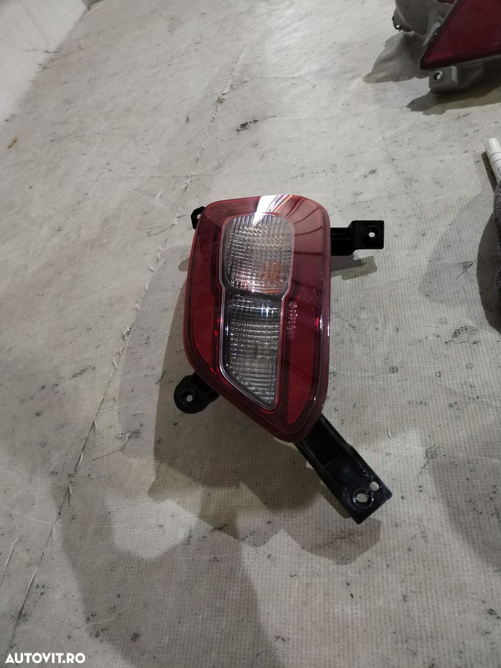 Lampa stop dreapta, Hyundai Kona Electric, 2018, 2019, 2020, 2021, 2022, 2023, cod origine OE 92406-K4000. - 3