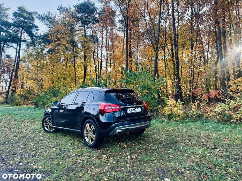 Mercedes-Benz GLA 220 CDI 7G-DCT AMG Line - 19