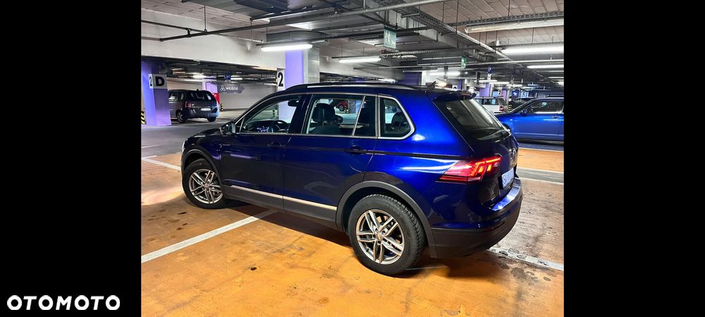 Volkswagen Tiguan - 12