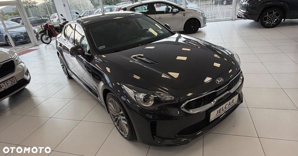 Kia Stinger 2.0 T-GDI GT Line - 6