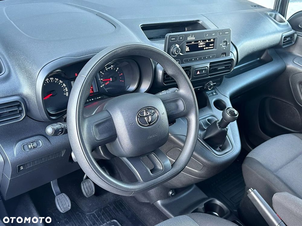 Toyota Proace City - 9