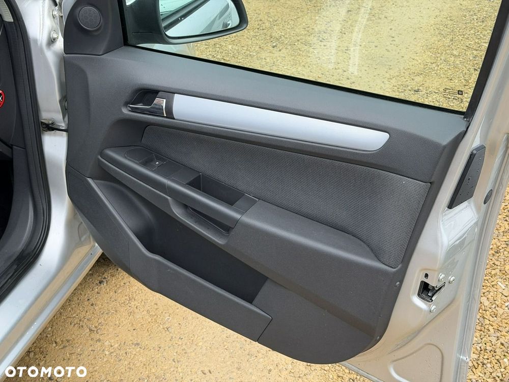 Opel Astra - 16