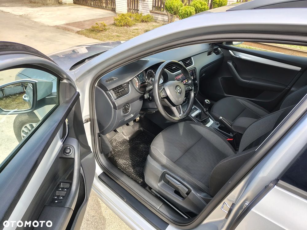 Skoda Octavia 1.6 TDI Ambition - 7