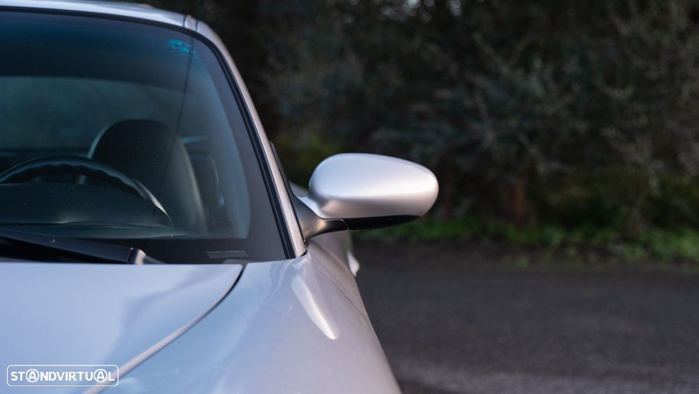 Porsche 911 (996) Carrera 4 Coupé - 18