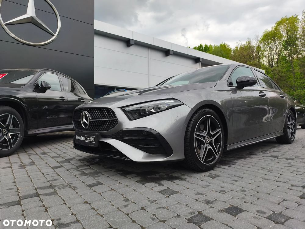 Mercedes-Benz Klasa A 200 AMG Line 7G-DCT