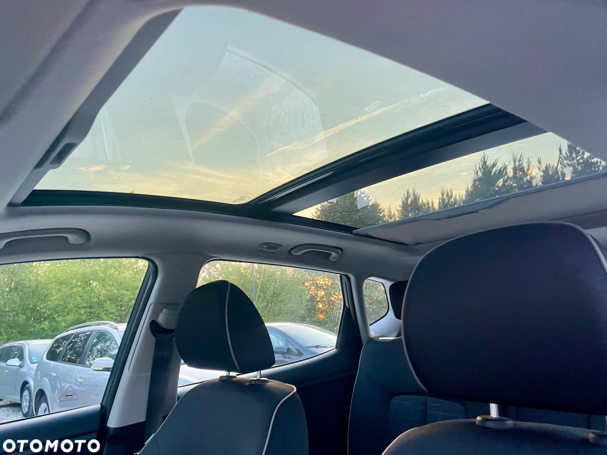 Kia Venga 1.6 CRDi 128 Dream-Team Edition - 2