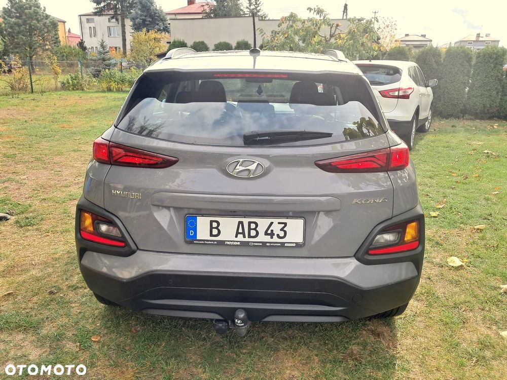 Hyundai Kona - 17
