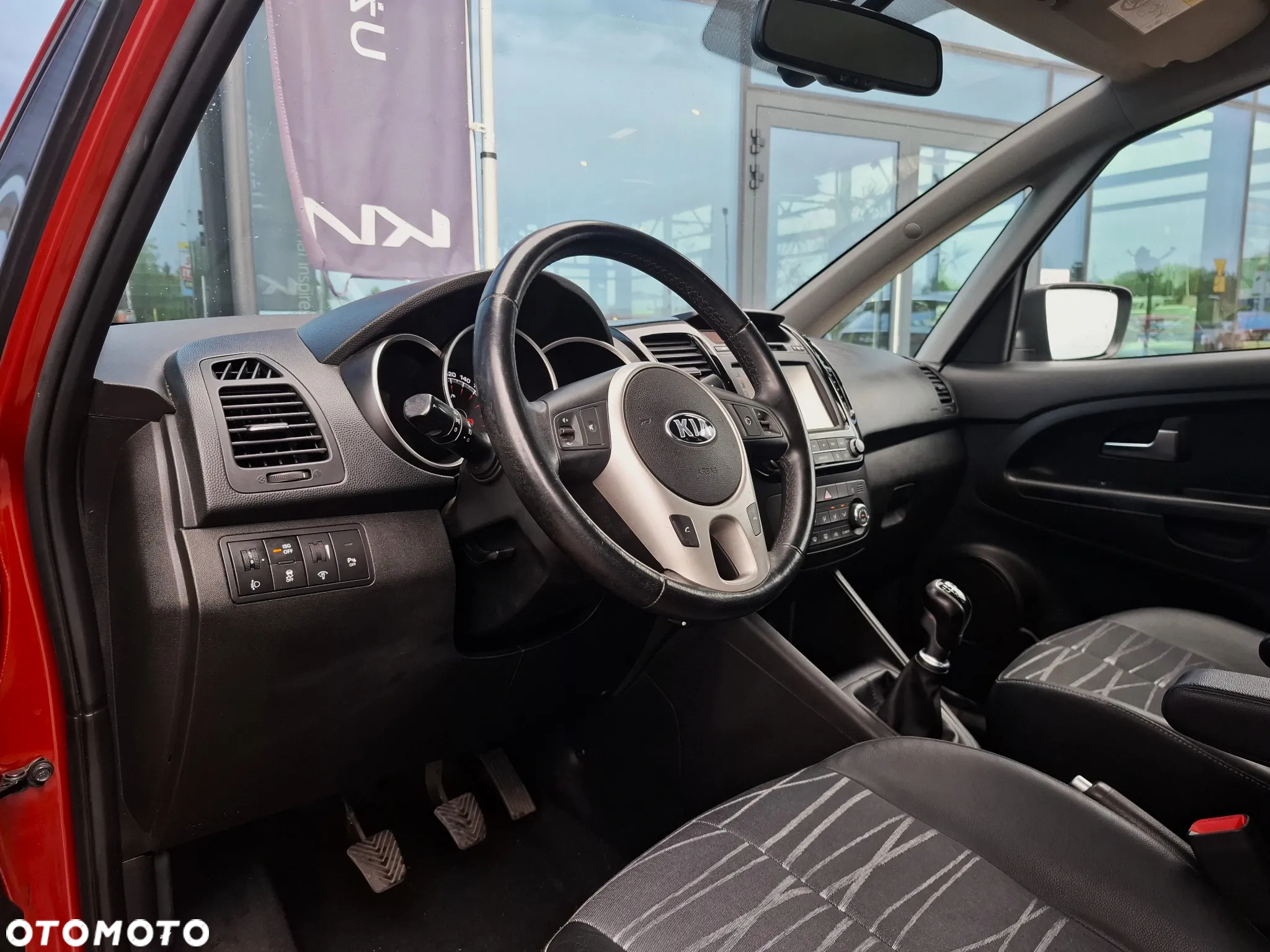 Kia Venga 1.4 Business Line - 10