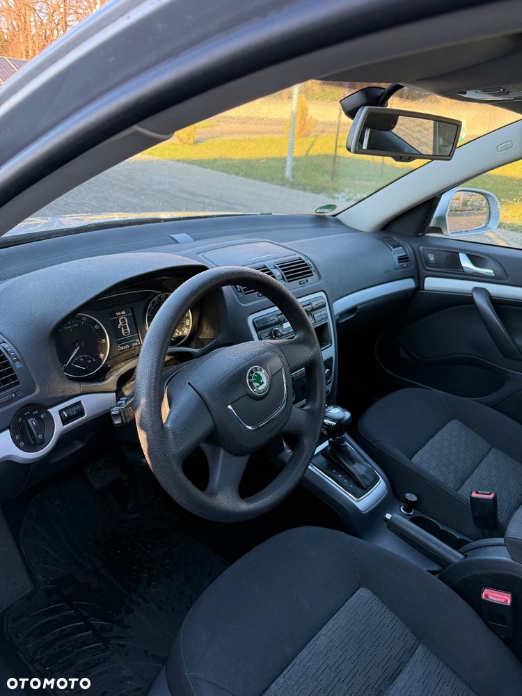 Skoda Octavia - 5