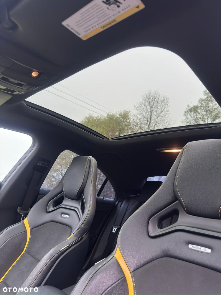 Mercedes-Benz CLA AMG 45 4Matic AMG Speedshift 7G-DCT Yellow Night Edition - 30