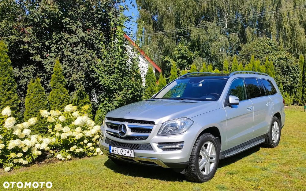 Mercedes-Benz GL 350 BlueTEC 4-Matic - 2