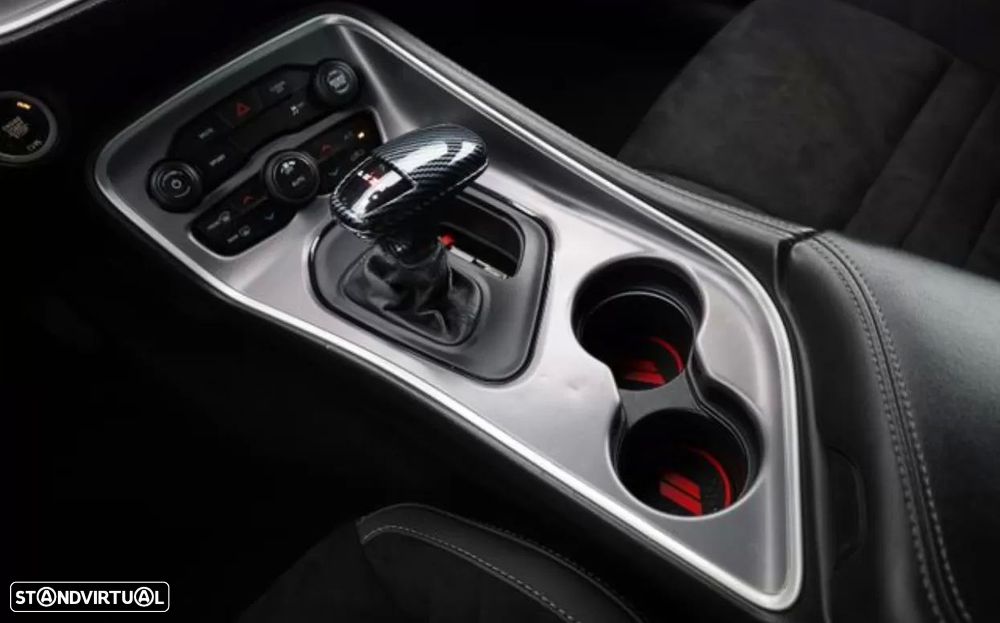 Dodge Challenger - 15