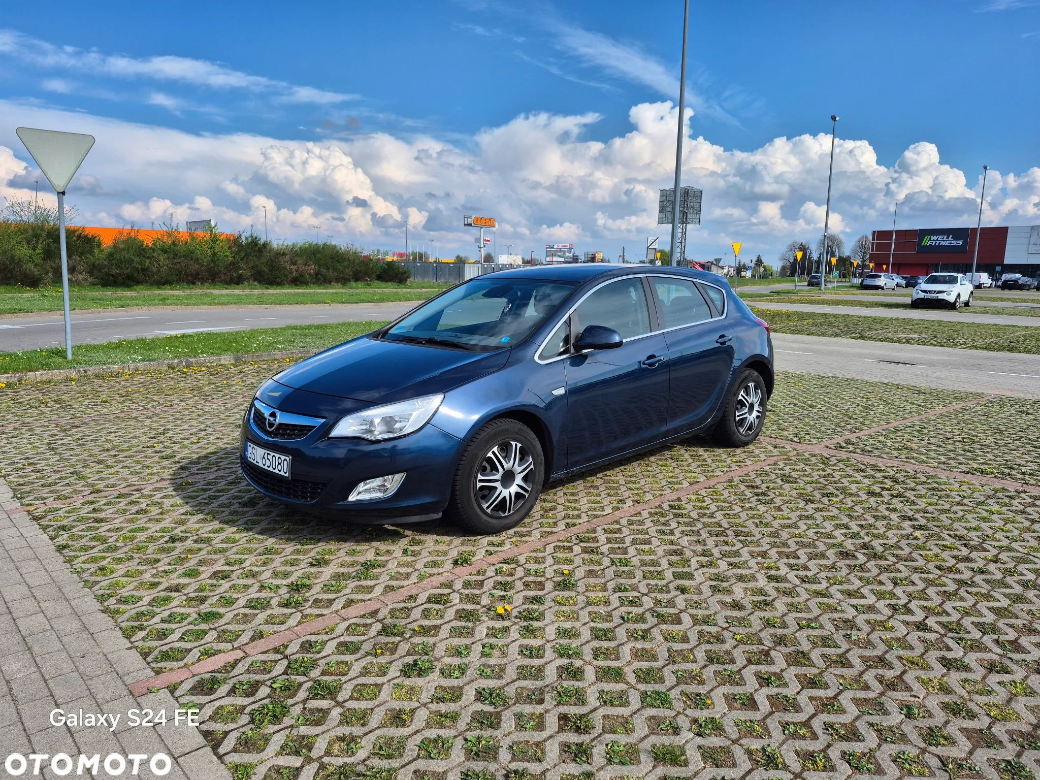Opel Astra IV 1.6 T Sport - 1