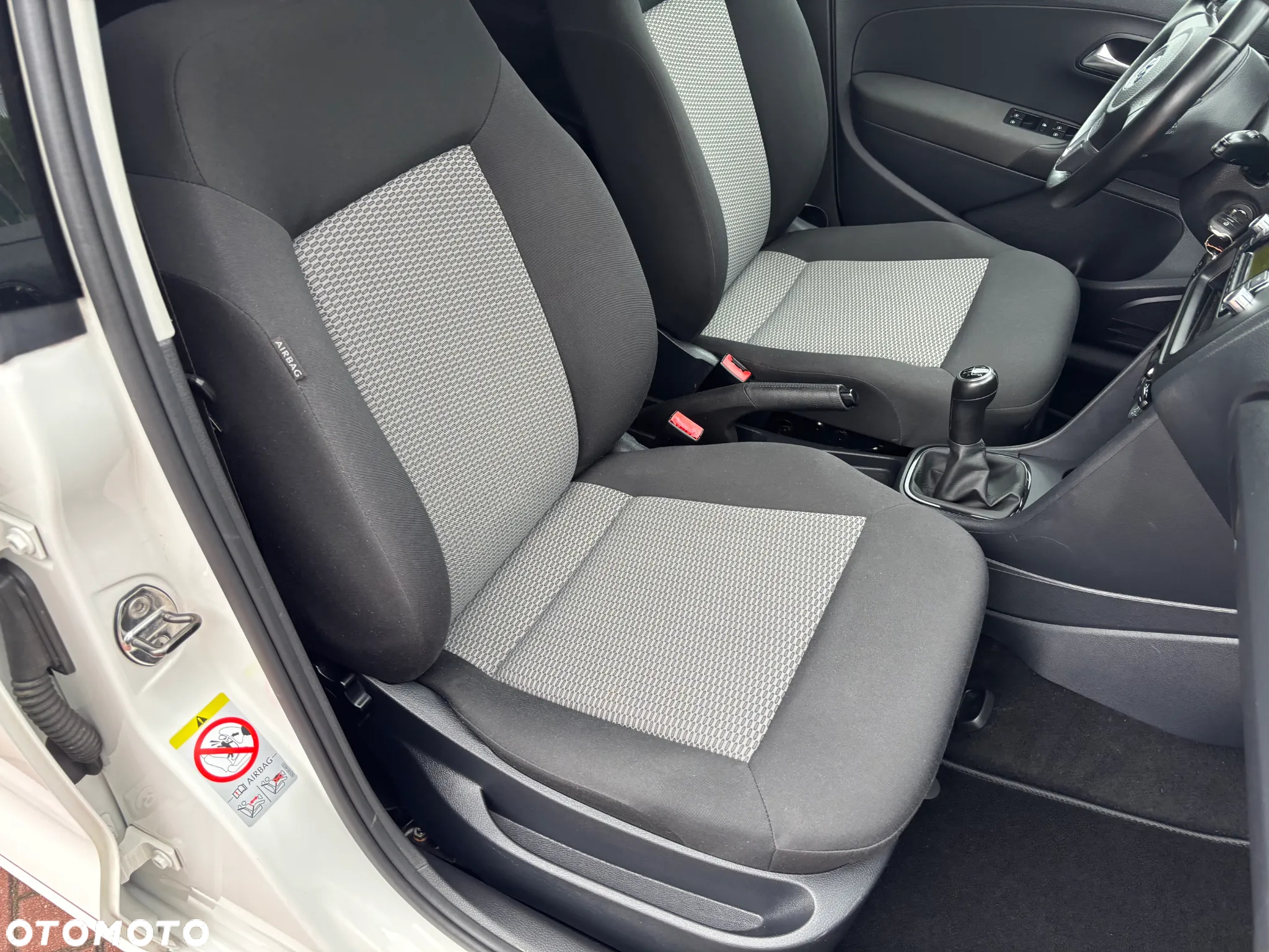 Volkswagen Polo 1.4 Style - 14