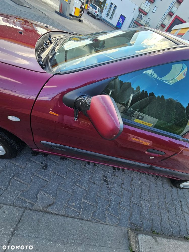 Citroën Xsara 1.6i SX - 11
