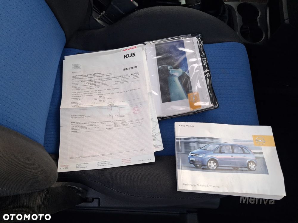 Opel Meriva 1.6 16V (Essentia) - 17