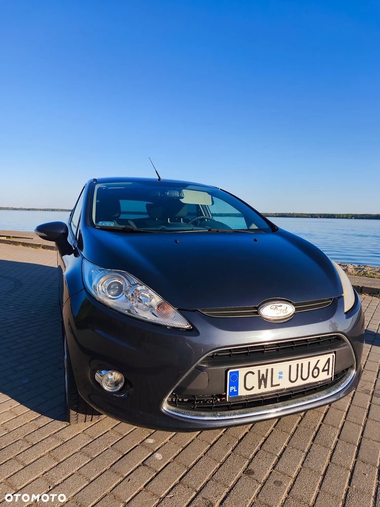 Ford Fiesta - 2