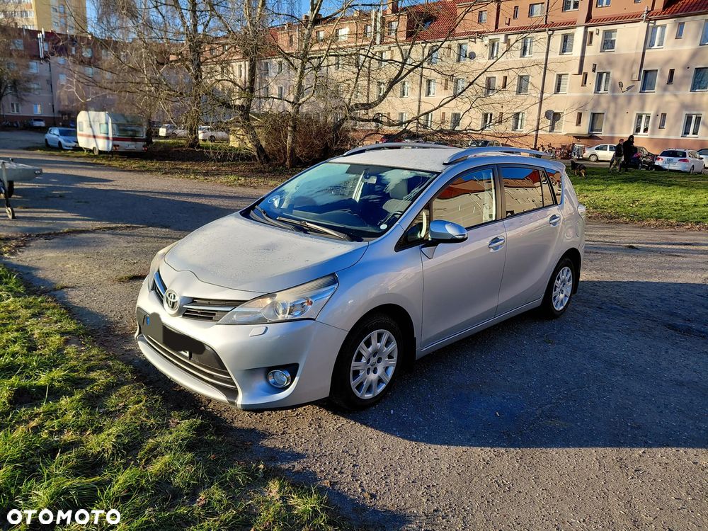 Toyota Verso 2.0 D-4D 7-Sitzer Executive - 1