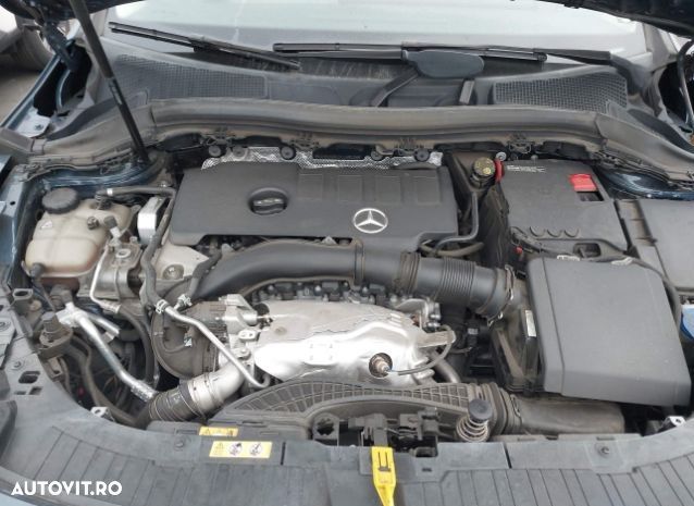 Mercedes-Benz GLA 250 8G-DCT - 9