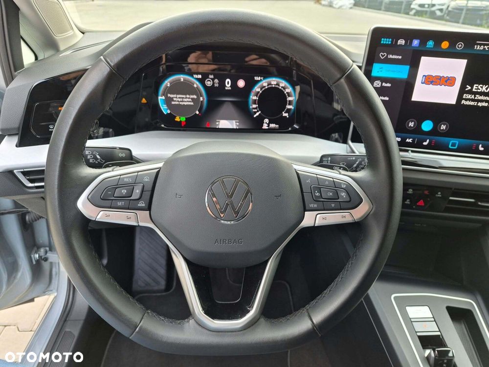 Volkswagen Golf Variant - 13