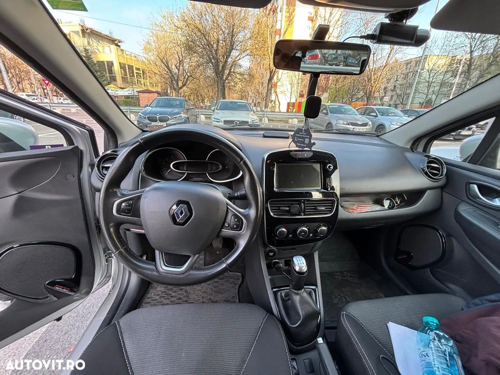Renault Clio 1.5 dCi Life - 9