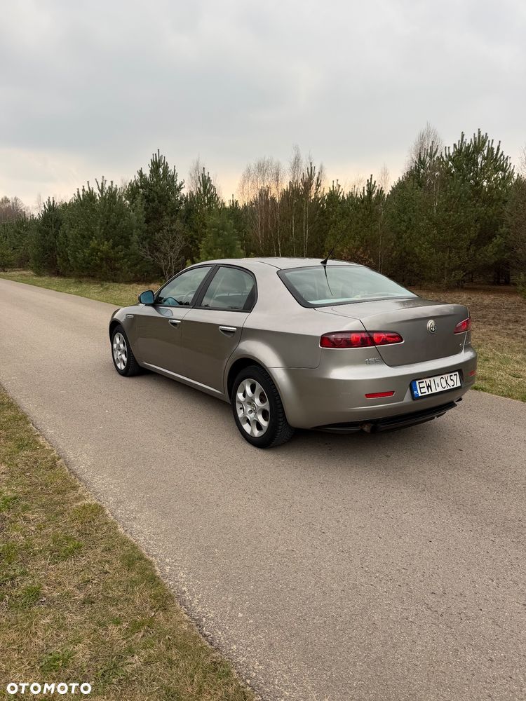 Alfa Romeo 159 1.9 JTDM 16V DPF Distinctive - 10