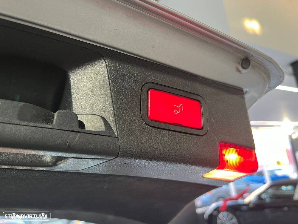 Mercedes-Benz C 220 Station CDI DPF Auto Avantgarde - 27