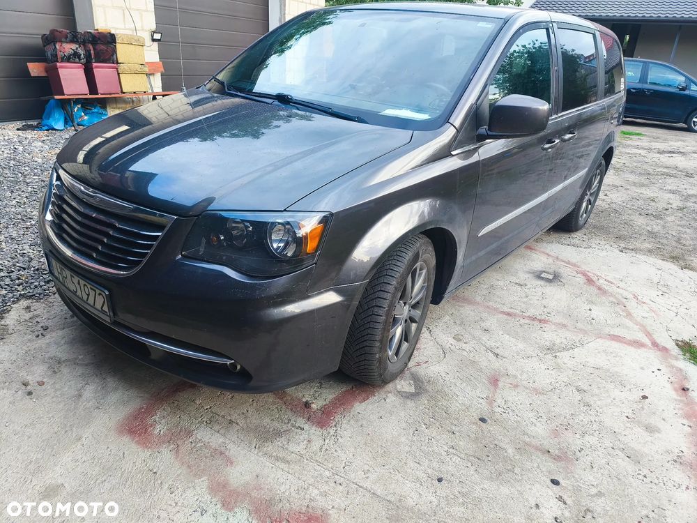 Chrysler Town & Country 3.6 Touring - 4