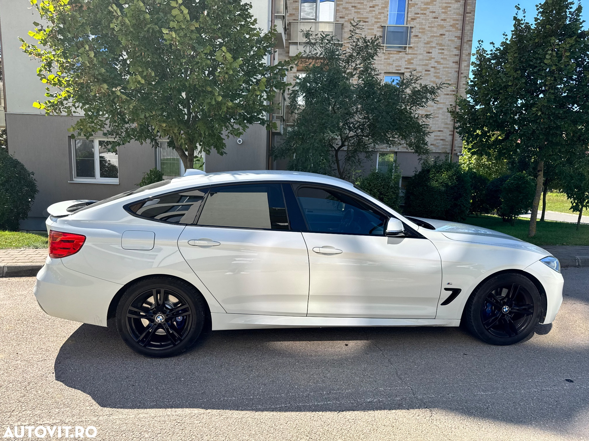 BMW Seria 3 320d - 9