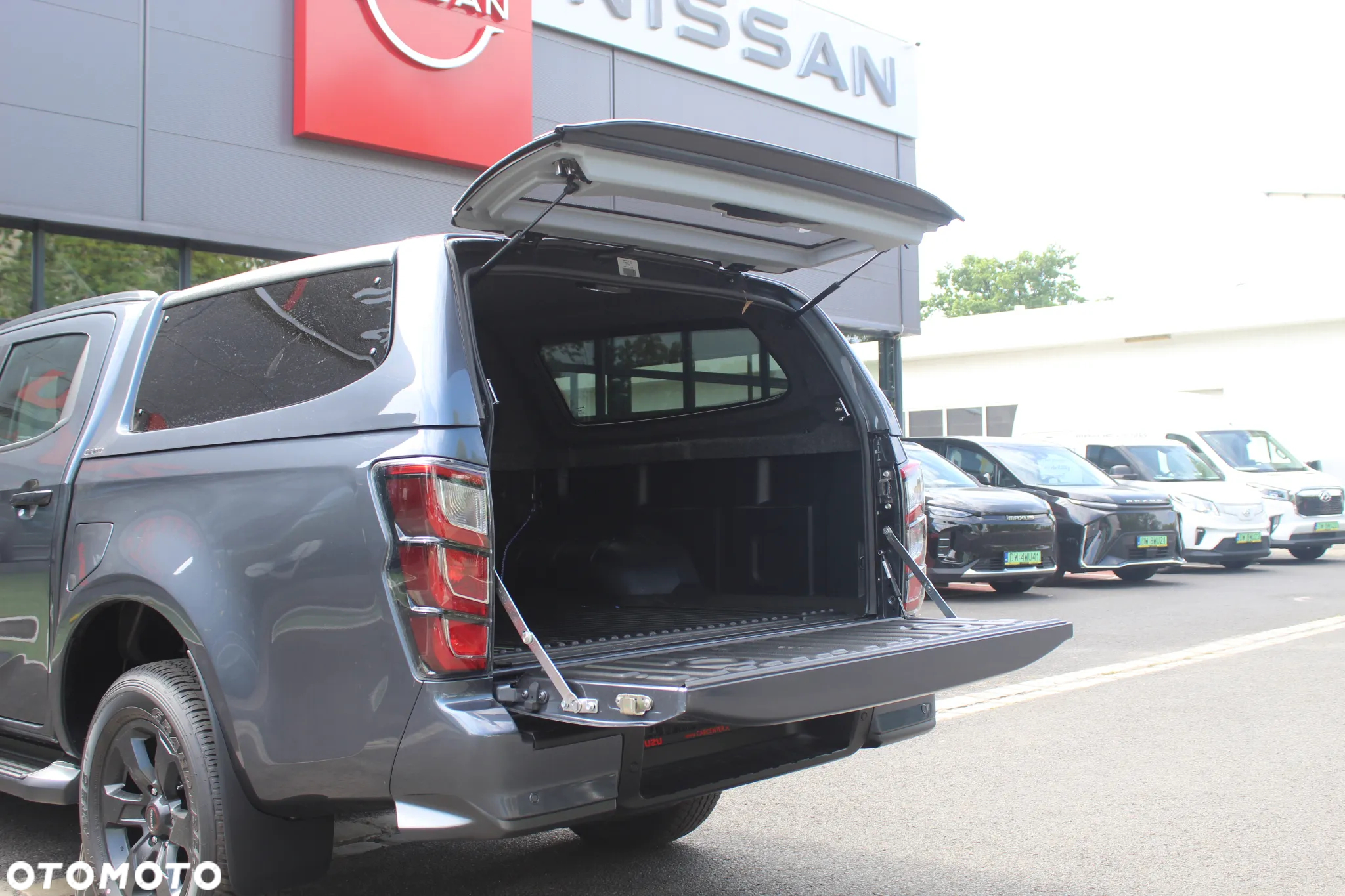 Isuzu D-Max 1.9 DC LSE - 6