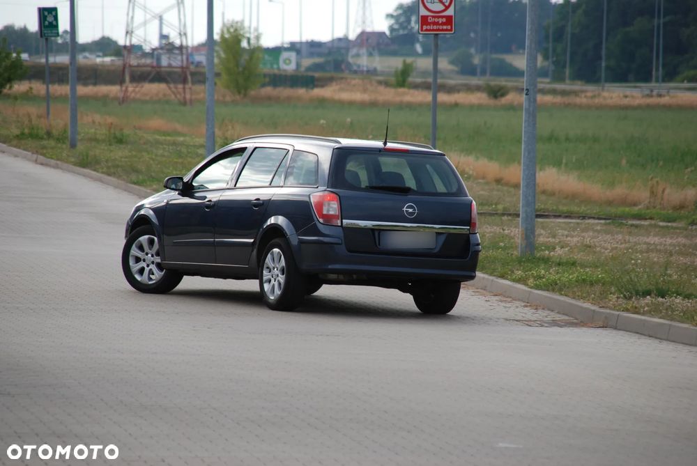 Opel Astra 1.6 - 8