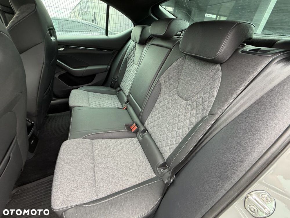Skoda Octavia 1.5 TSI mHEV Sportline DSG - 20